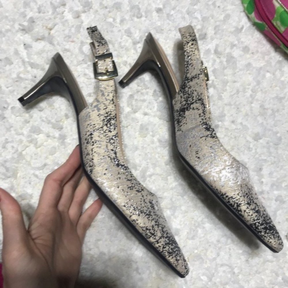 *Closet Clearout!* only $5 to go to a new home!